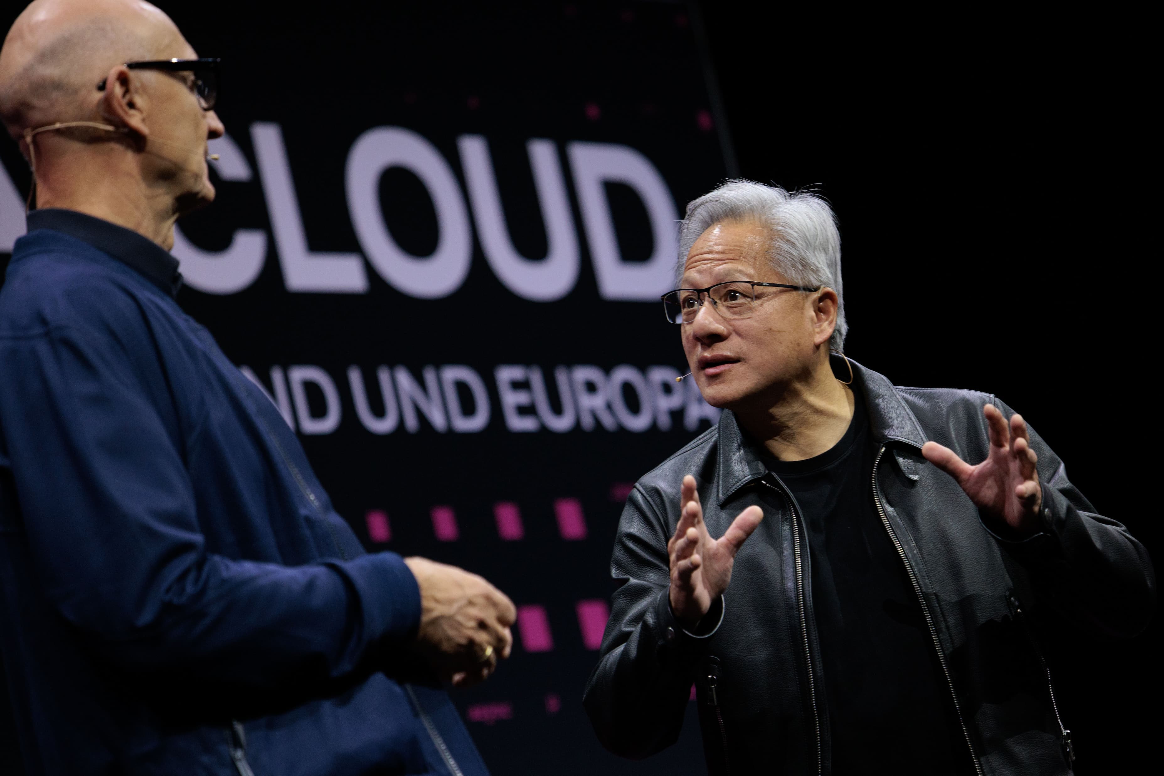 엔비디아 사상 최대 실적, 숫자로 AI 거품론 잠재웠다 썸네일 이미지