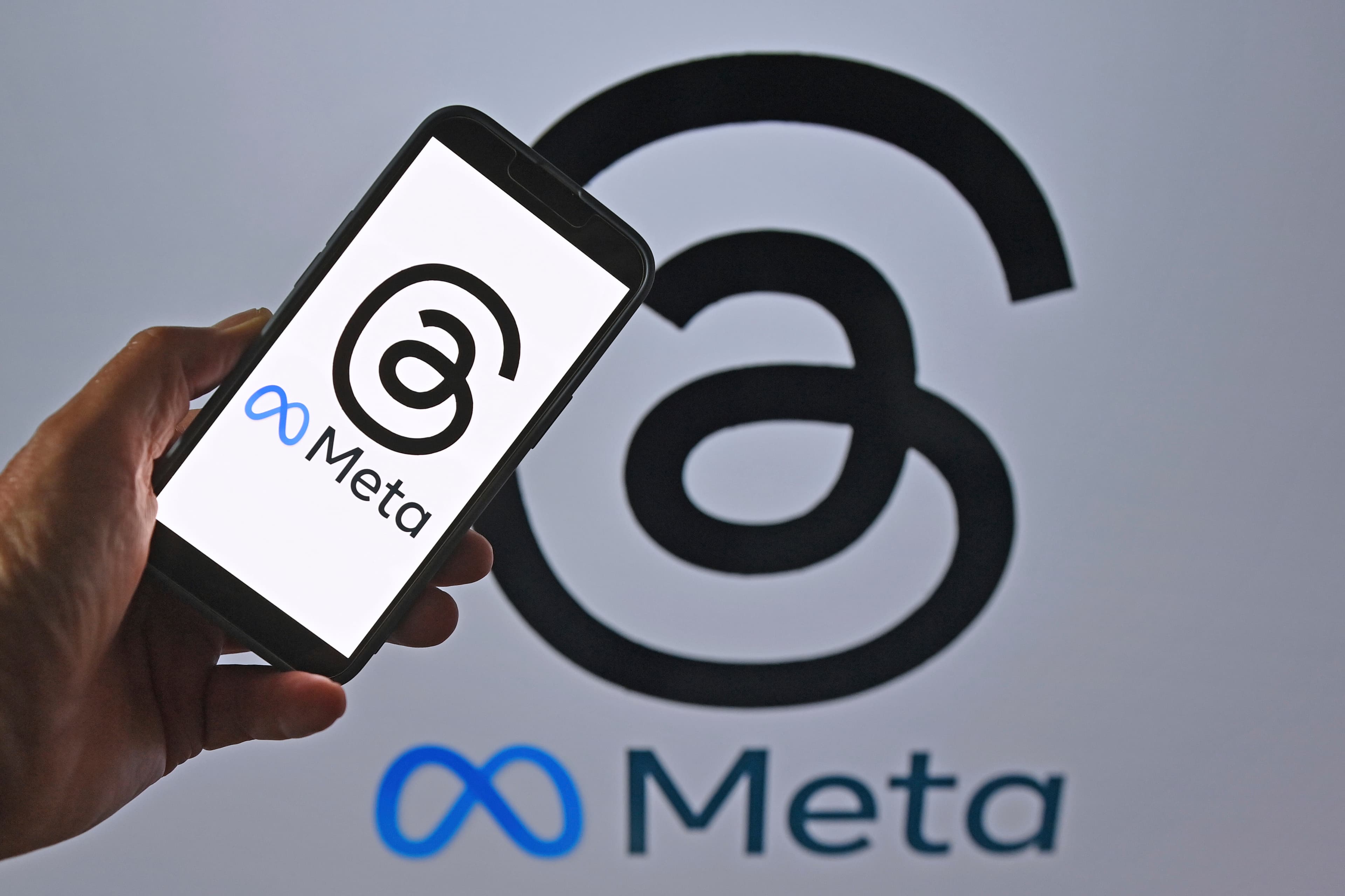 AI로 되살아난 메타, 이젠 웃을 수 있을까? 썸네일 이미지