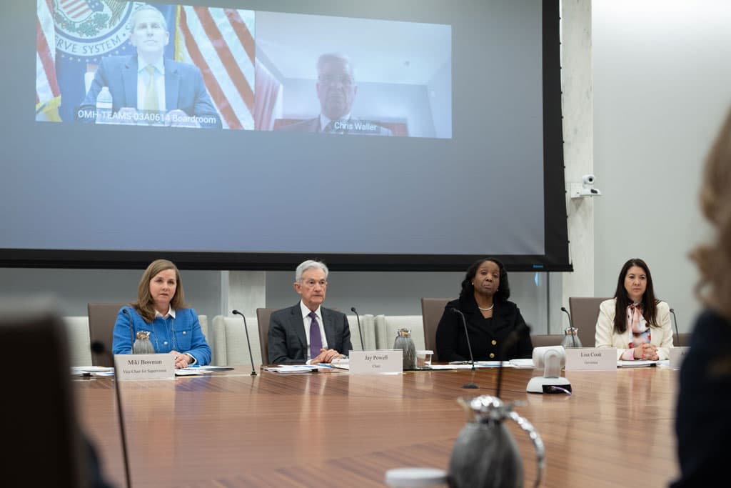 트럼프 파월 교체 시사, 미국의 통화정책은 어디로? 썸네일 이미지